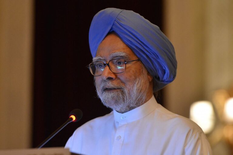 New Delhi: Former Prime Minister Manmohan Singh addresses at the launch of Former Rajya Sabha MP Karan Singh's book "An Examined Life" in New Delhi, on May 20, 2019. (Photo: IANS)