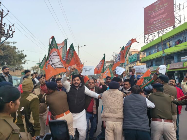 WhatsApp Image 2024-12-19 at 17.42.53