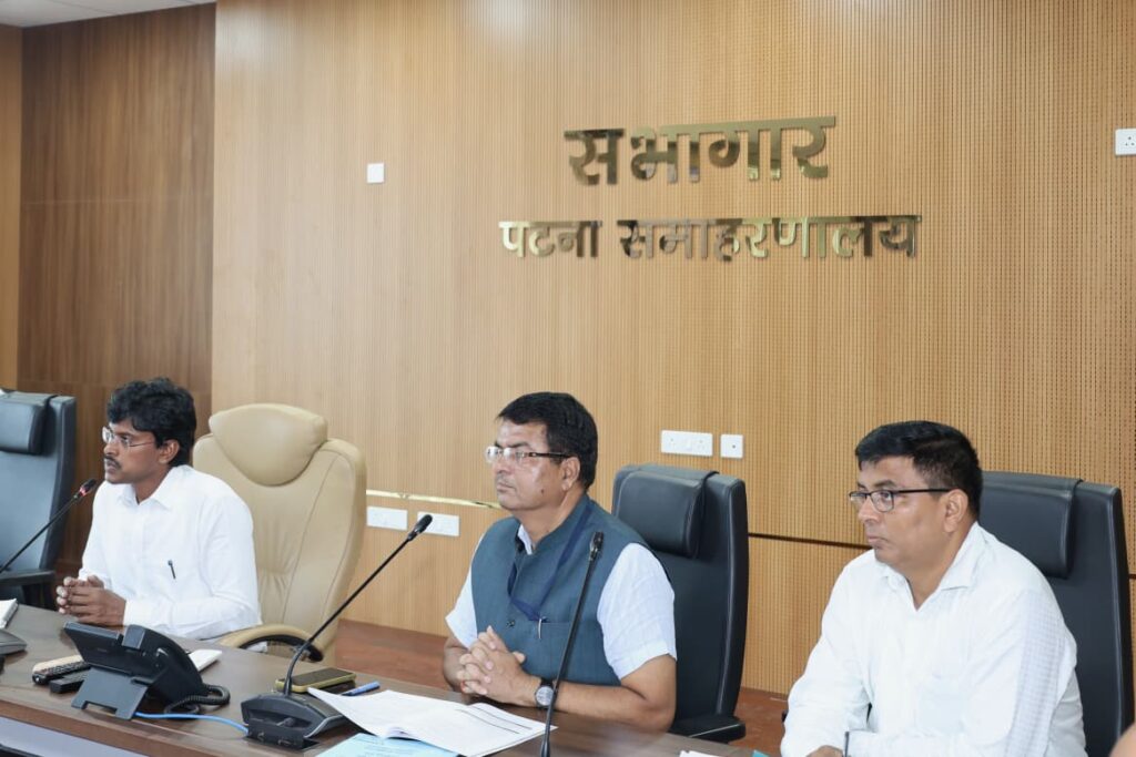 WhatsApp Image 2025-10-29 at 17.47.33