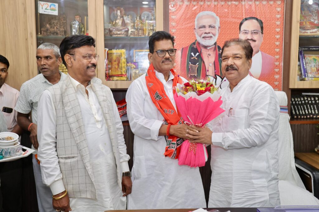 WhatsApp Image 2025-11-03 at 21.21.38 (1)