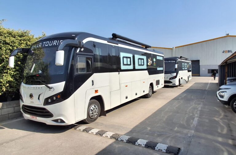 WhatsApp Image 2025-11-21 at 16.56.39 (1)