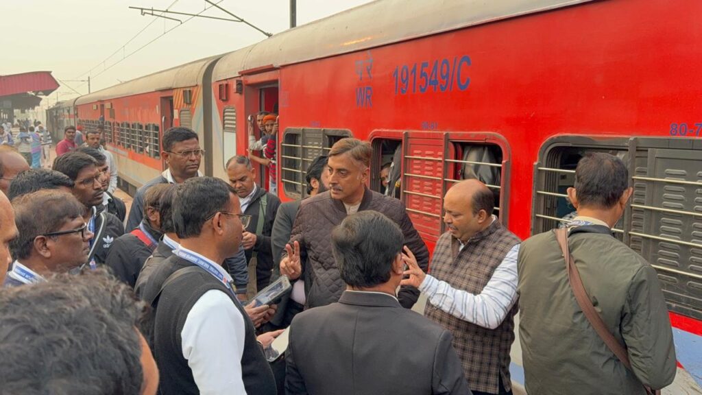 WhatsApp Image 2025-12-17 at 5.28.26 PM (1)